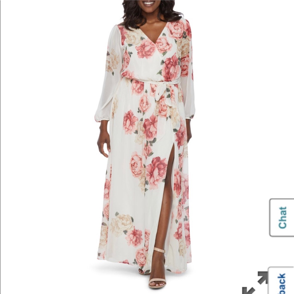 Premier Amour Long Sleeve Floral Maxi Dress